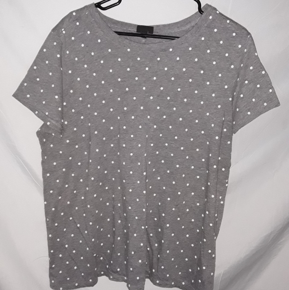 torrid Tops - Torrid Gray Polkadot Short Sleeve Tee Size 2